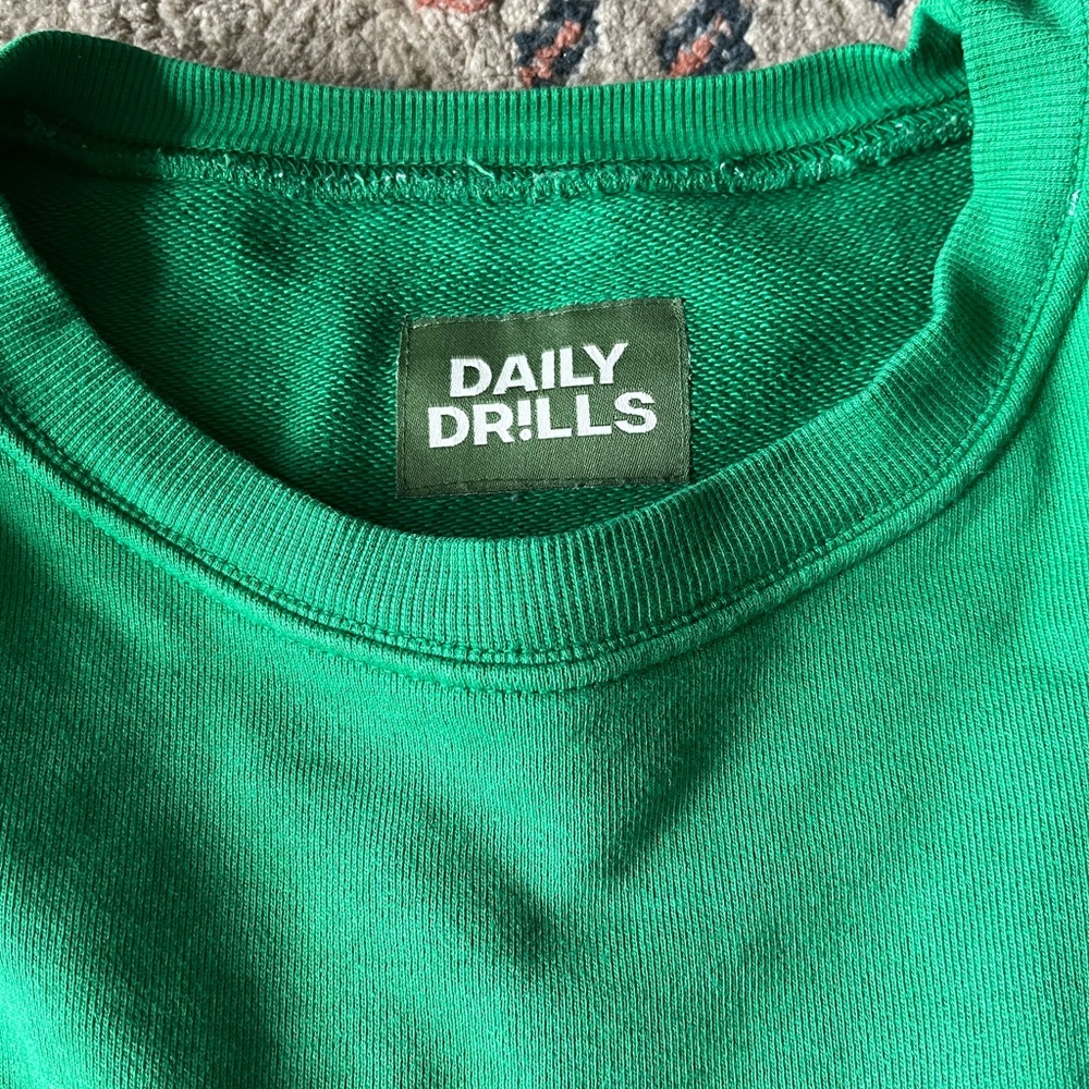 Daily Drills Green Top